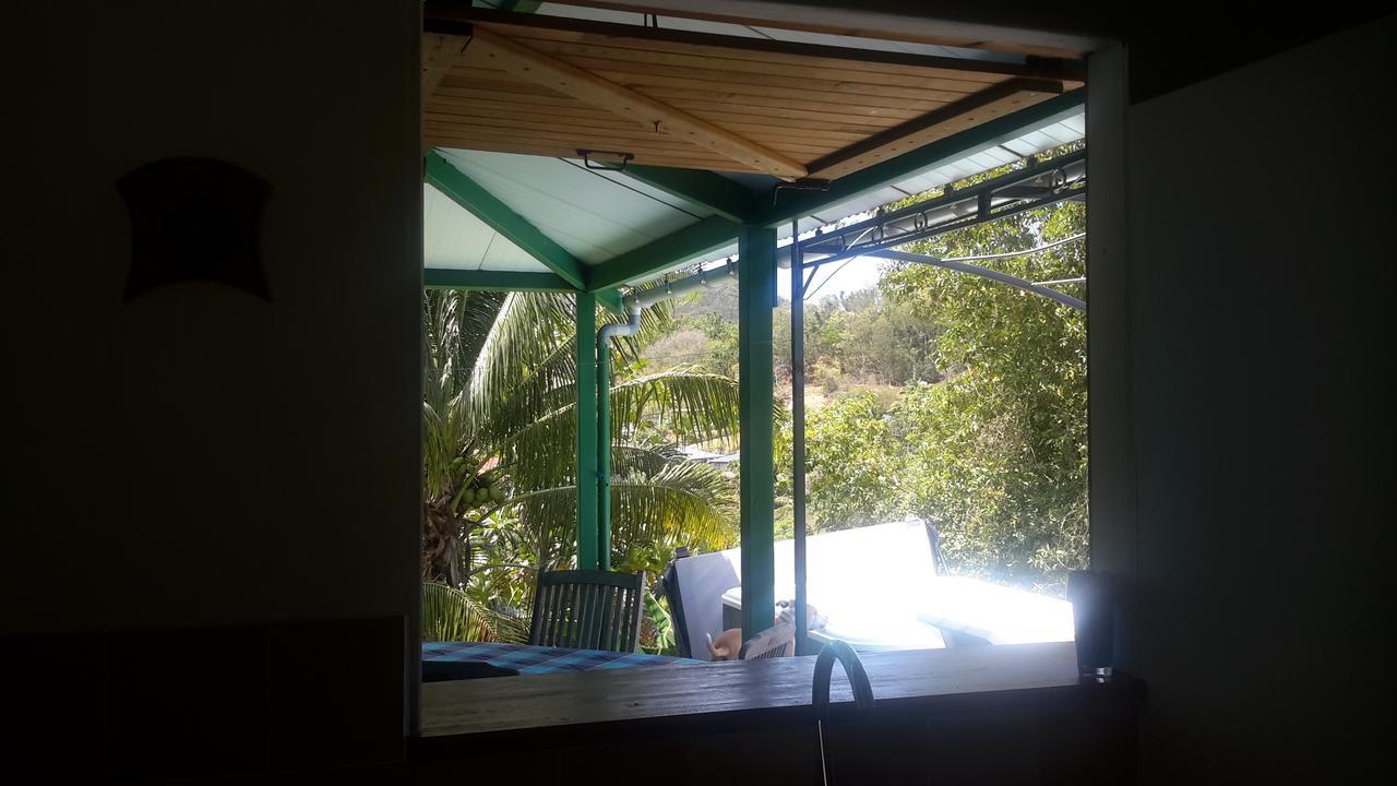 Habitation Pineau Villa Deshaies Exterior photo